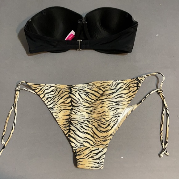 Victoria secret animal print bikini - Picture 2 of 3